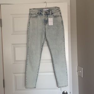 BRAND NEW Carly Jean Los Angeles mason denim jeans